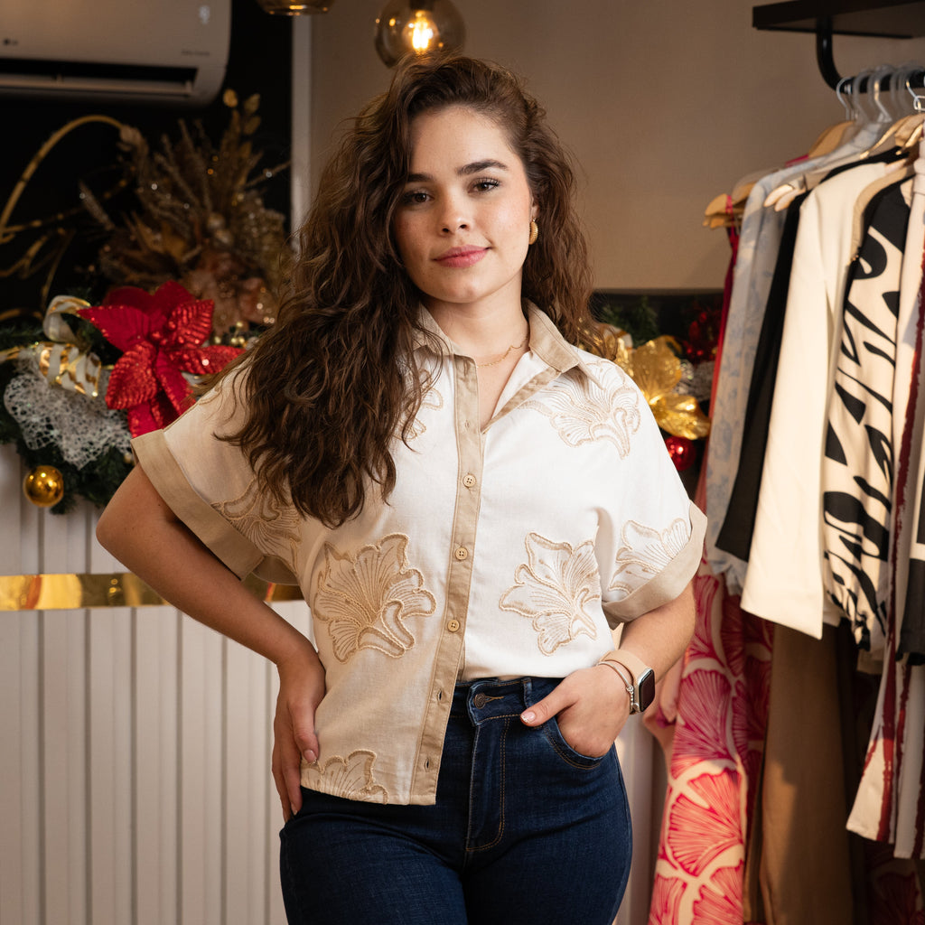 BLUSA BORDADA