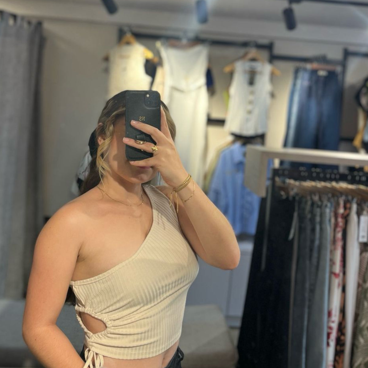 BASICA HUECO LATERAL